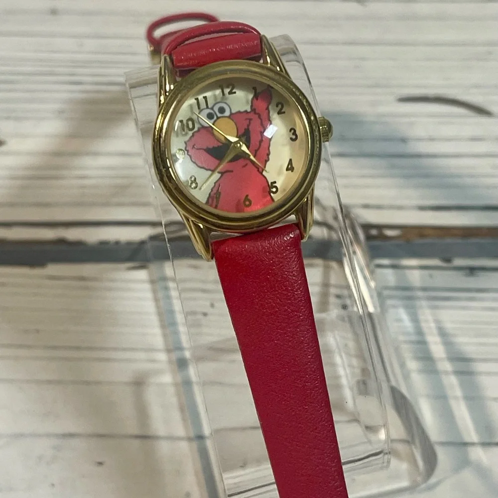 NEW BATTERY Vintage 90's Elmo Sesame Street Fantasma‎ Watch Red Leather Band